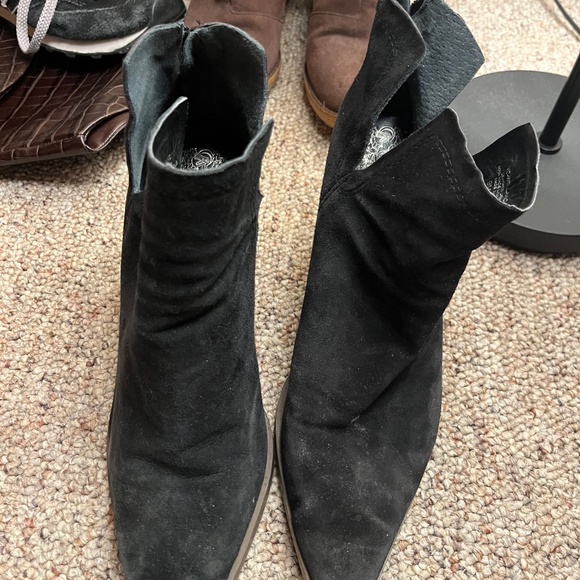 Vince camuto suede heeled booties - Picture 3 of 3